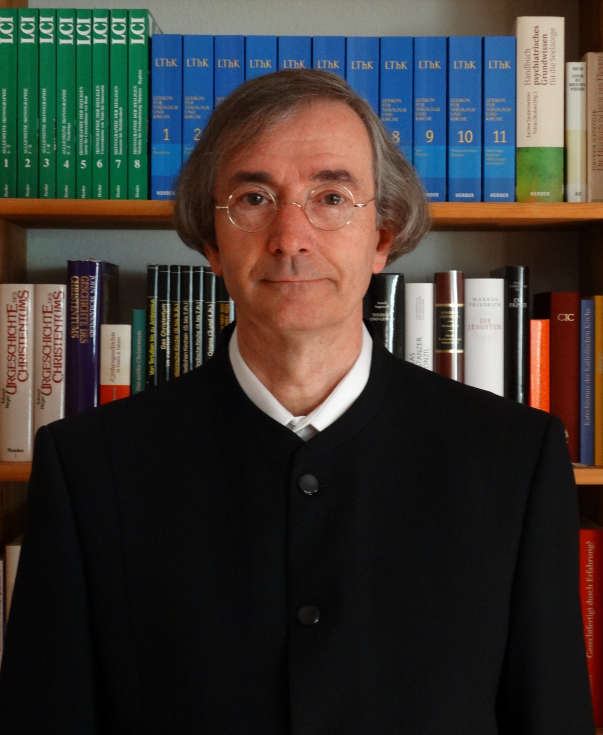 Dr. Ludger Stühlmeyer