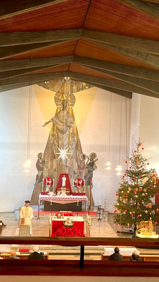 Hochamt mit Dekan Andreas Seliger in der Stadtpfarrkirche „Verklärung Christi“  in Naila