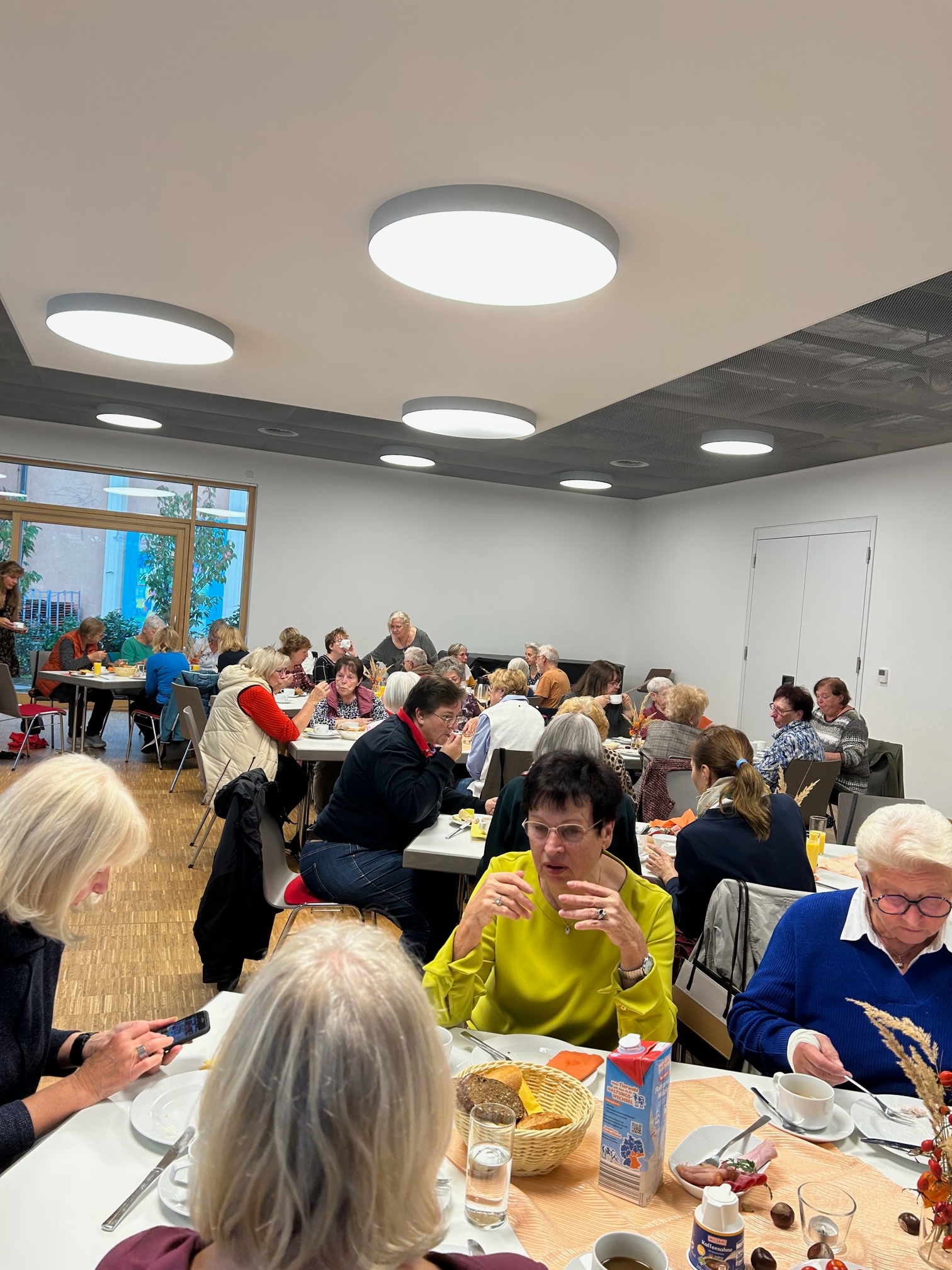 KDFB Frauenfrühstück Momentensammler