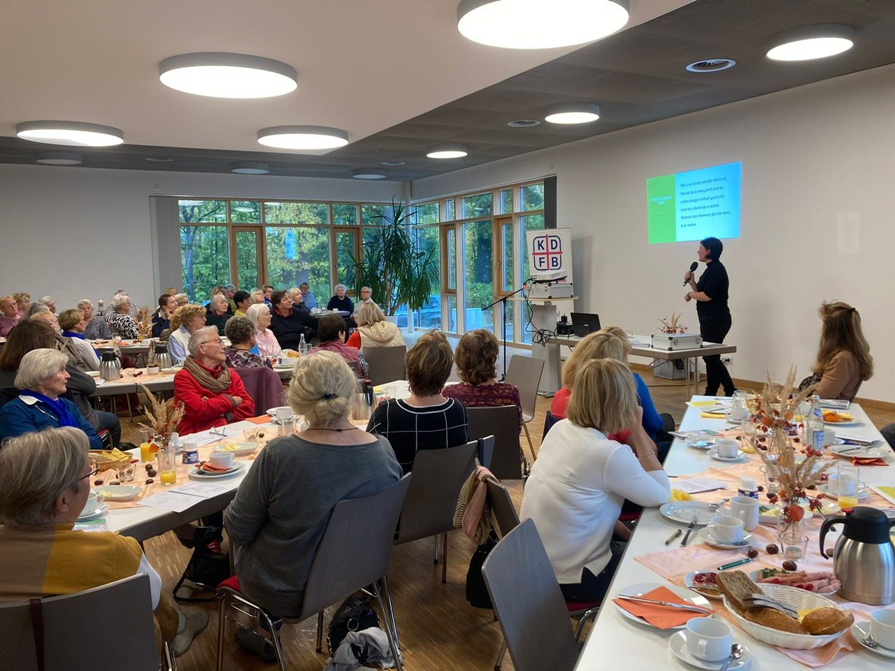 KDFB Frauenfrühstück Momentensammler