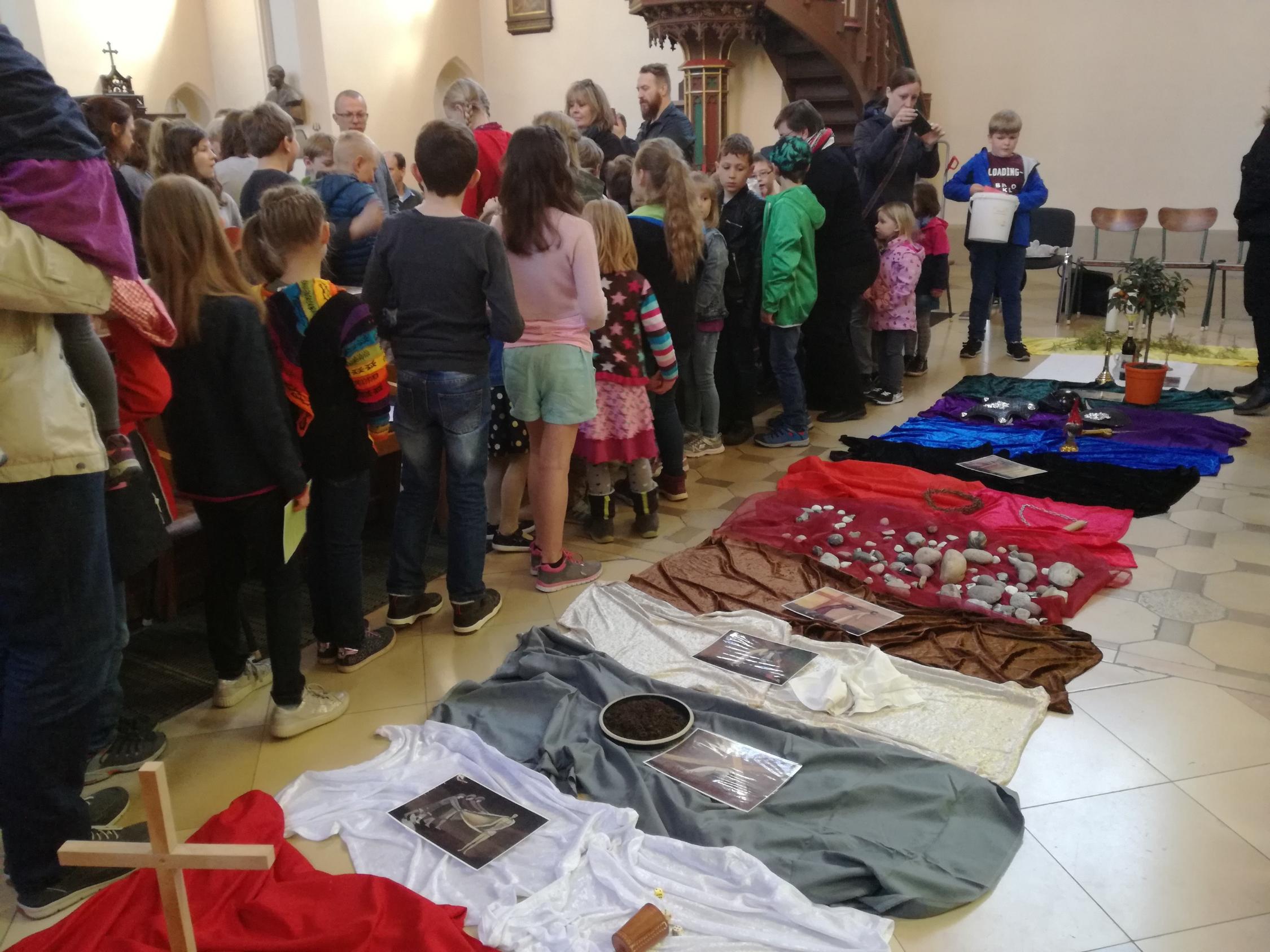 Kinderkreuzweg 2019