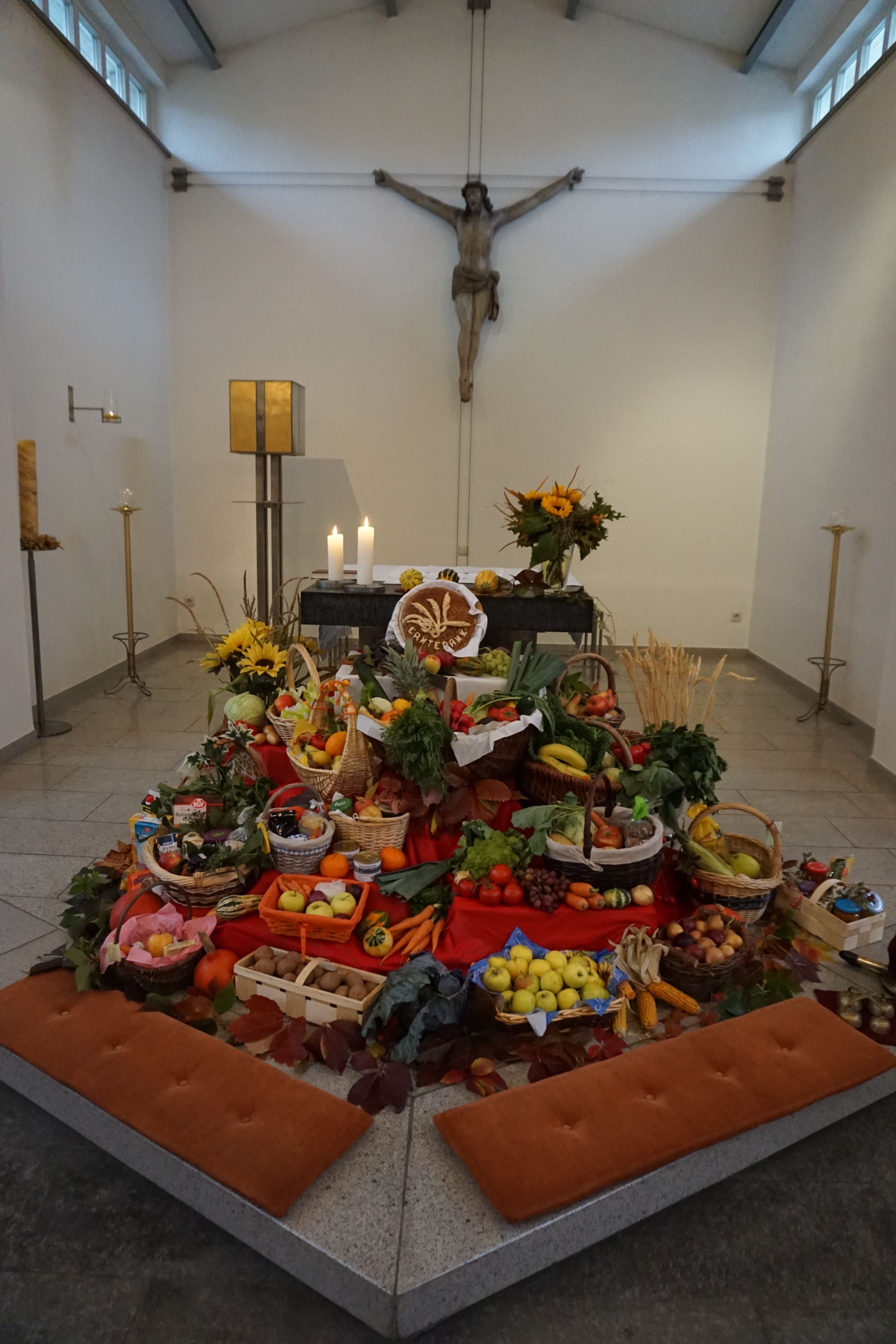 Maria hilf, Innenraum