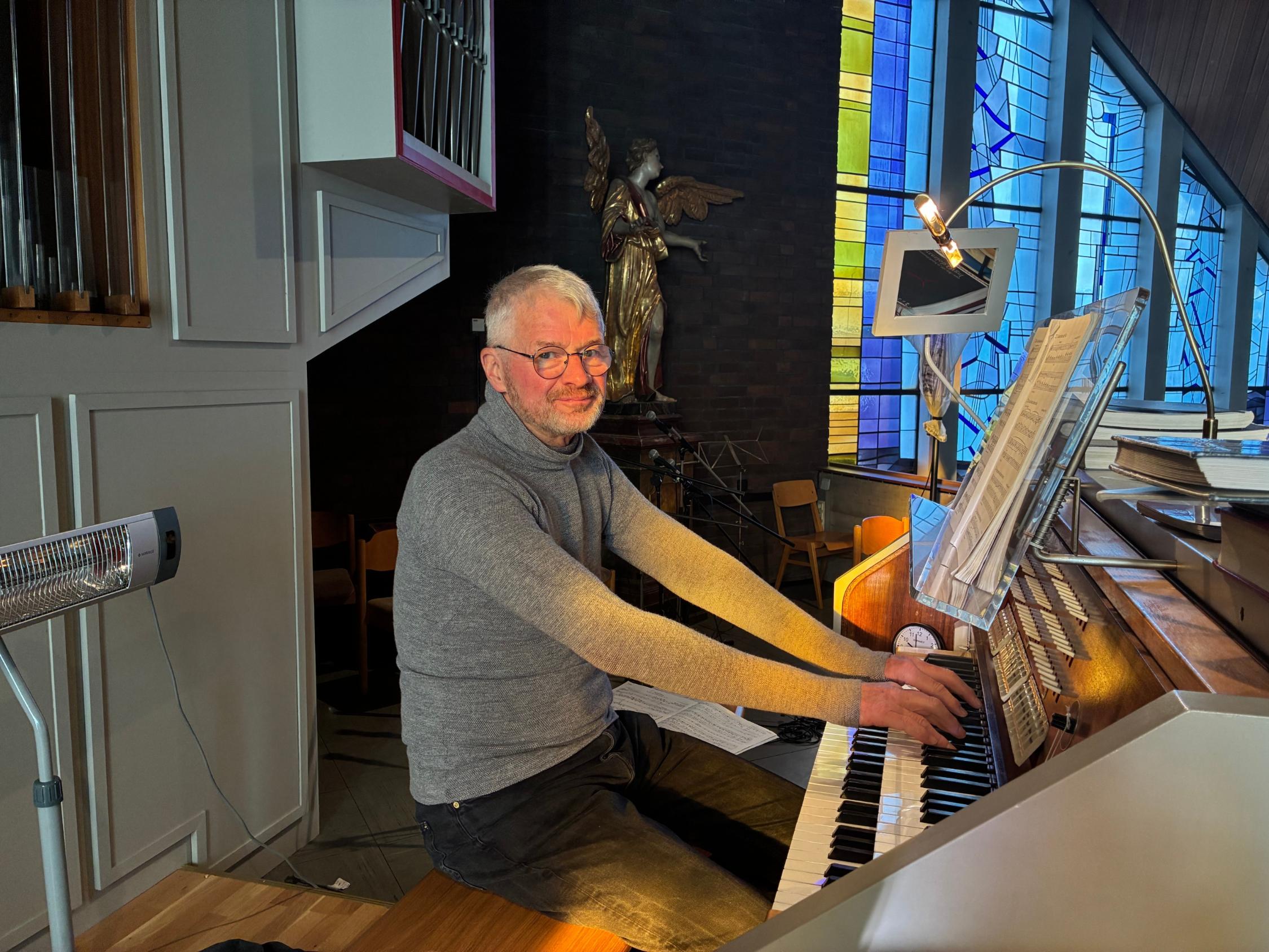 Organist Dr. Dellian, Messe Oberkotzau