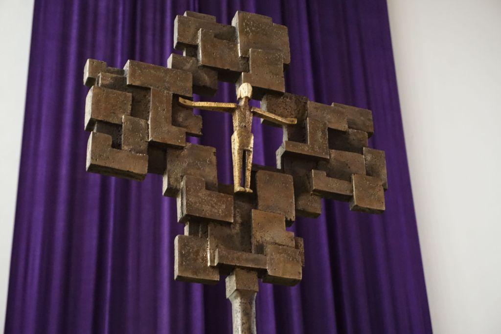 St. Konrad Kreuz Fastenzeit