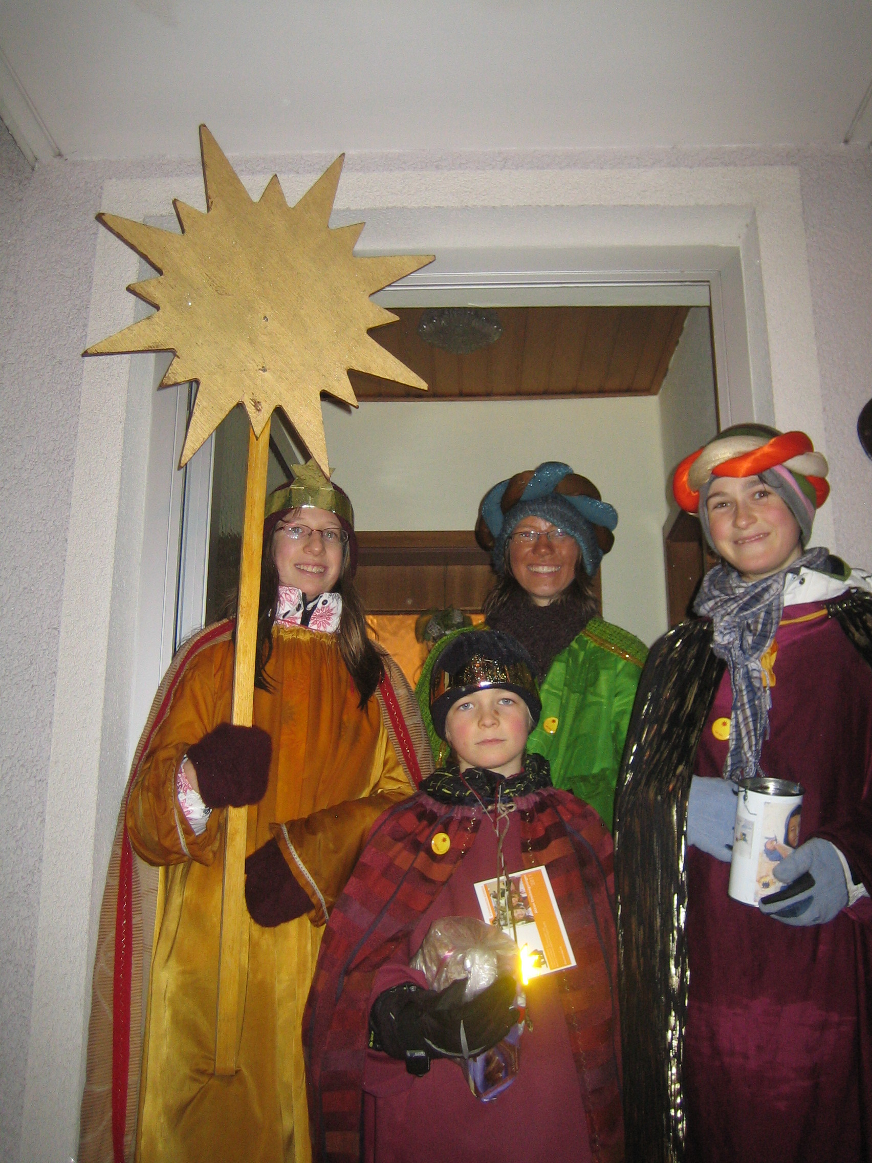 Sternsinger von St. Konrad in der Neuhofrestraße -2