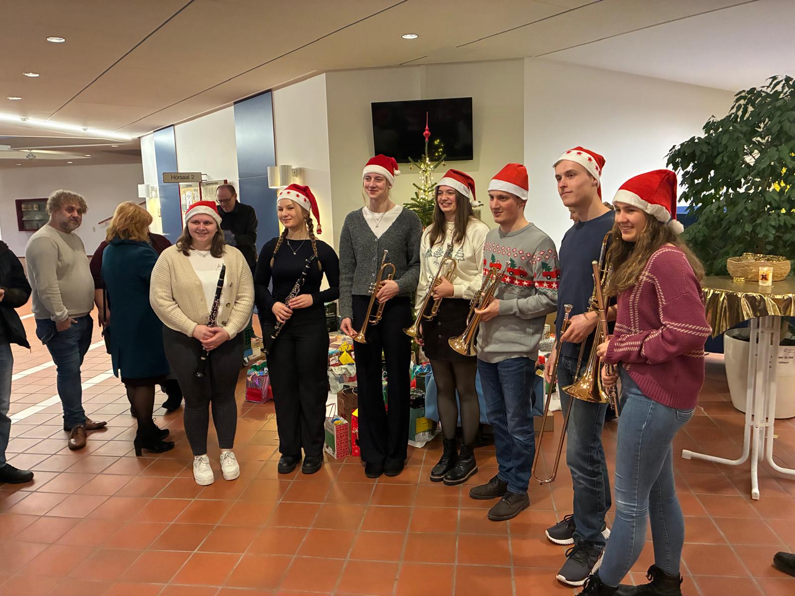 Weihnachtsbaumaktion HföD Hof
