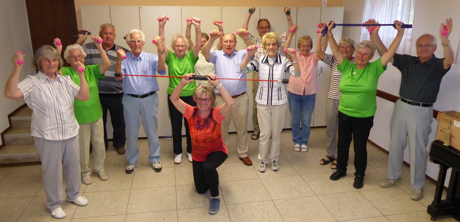 leichte Gymnastik im SenKr St.Otto